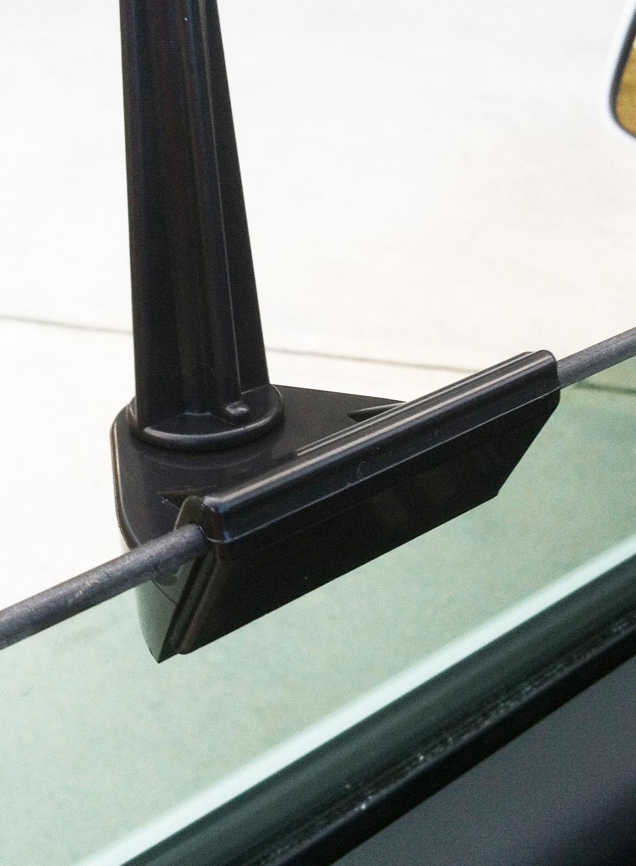 Car Window Wing & Teardrop Flag — product view 9